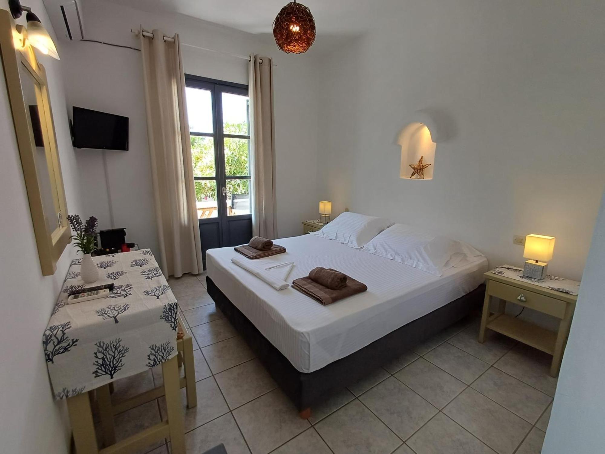 אנטיפארוס Villa Del Mar מראה חיצוני תמונה